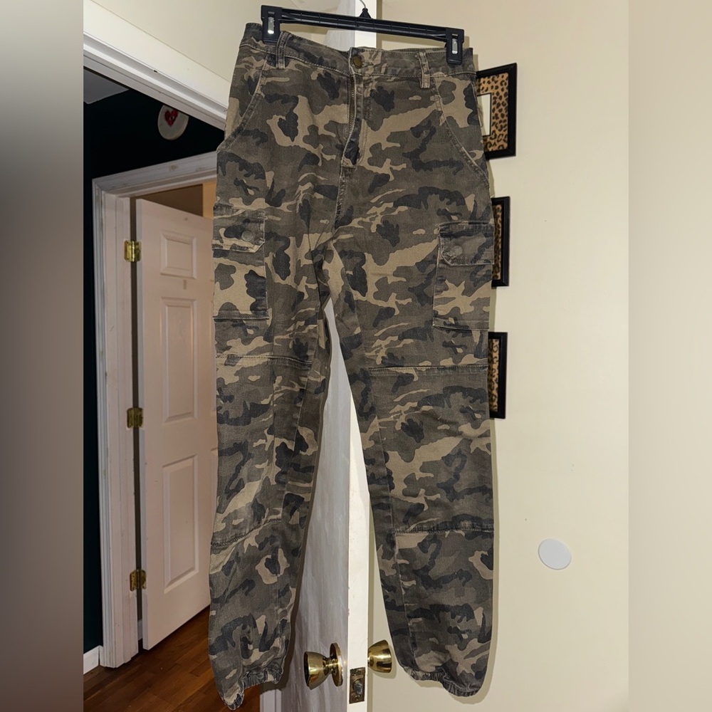 Twiin Sisters Camo Cargo Pants
